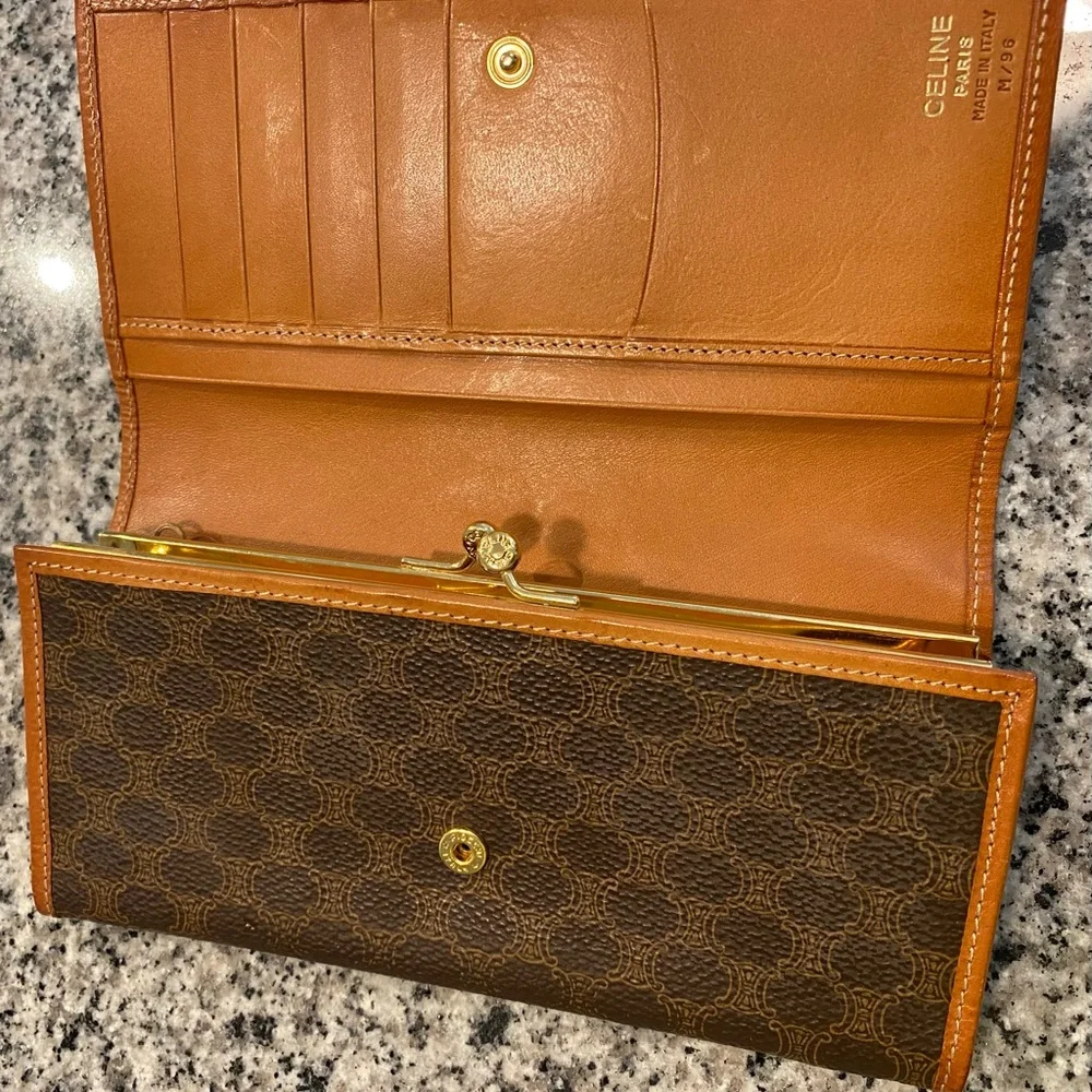 Celine Wallet - Picture 4 of 7
